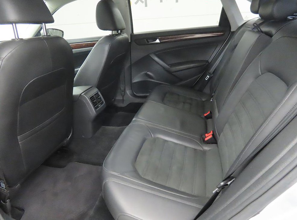 폭스바겐 파사트 2.0 TDI 사진 7