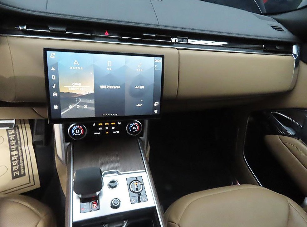 랜드로버 레인지로버 3.0 D350 LWB 사진 13