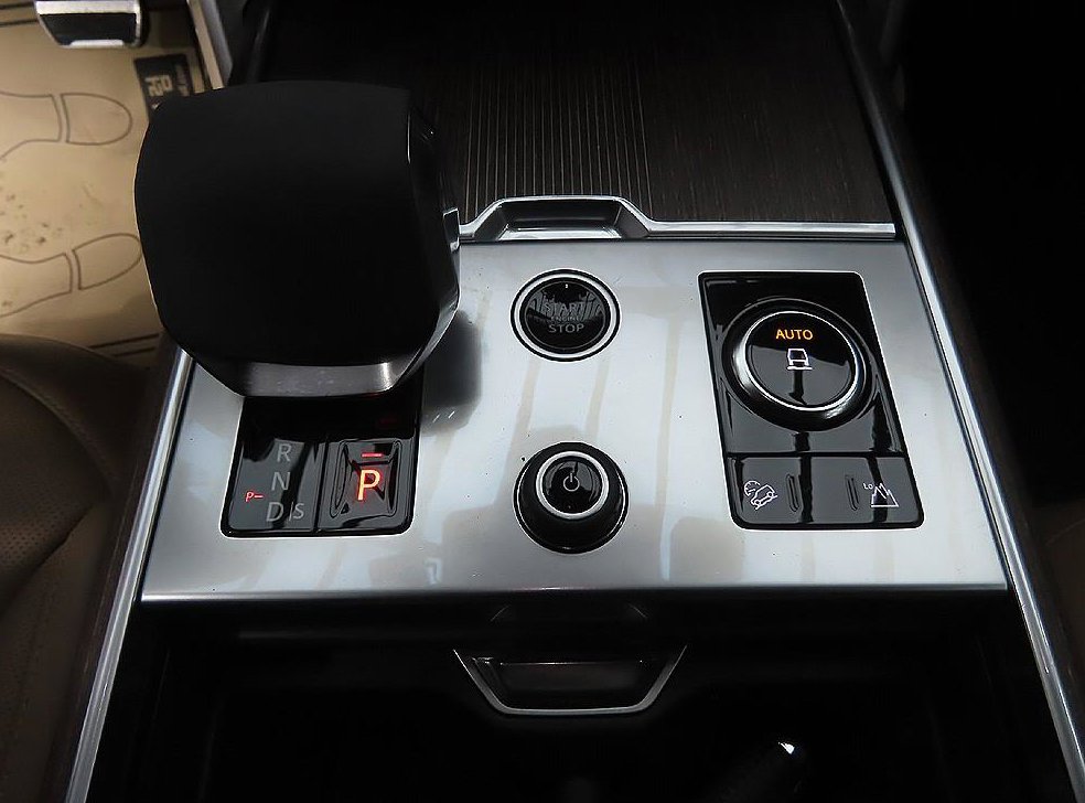 랜드로버 레인지로버 3.0 D350 LWB 사진 14