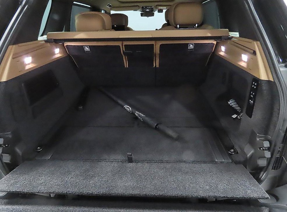 랜드로버 레인지로버 3.0 D350 LWB 사진 8