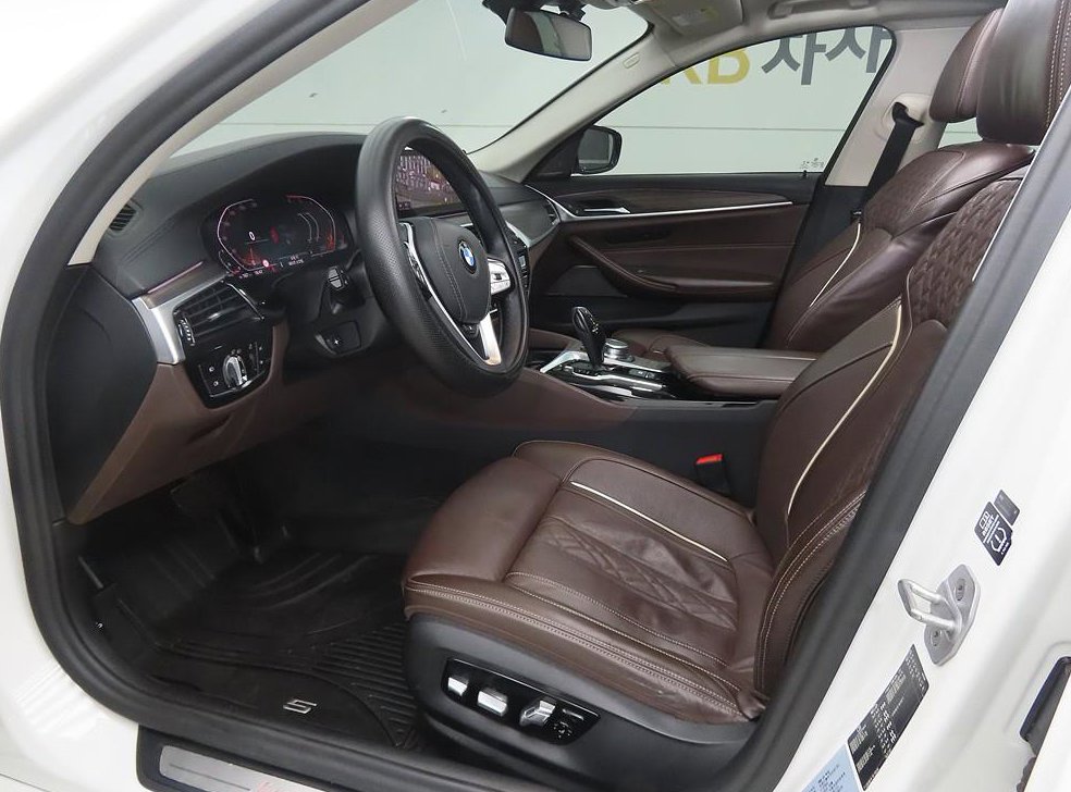BMW 5시리즈 520d 럭셔리 플러스 사진 5