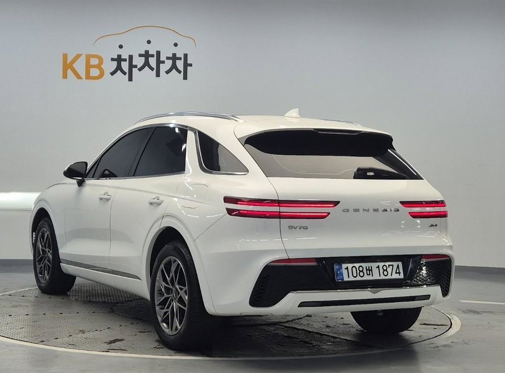 제네시스 GV70 2.2 디젤 AWD 사진 2