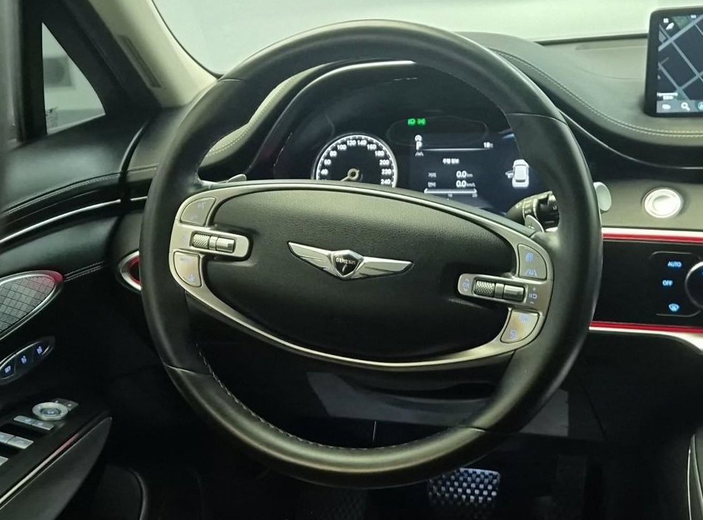 제네시스 GV70 2.2 디젤 AWD 사진 9