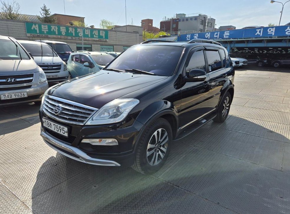 KG모빌리티(쌍용)  렉스턴 2.0  2WD RX7 사진 2