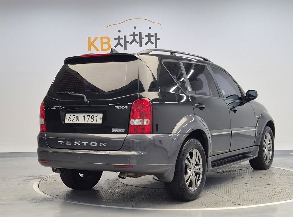 KG모빌리티(쌍용)  렉스턴 RX4 4WD 사진 3