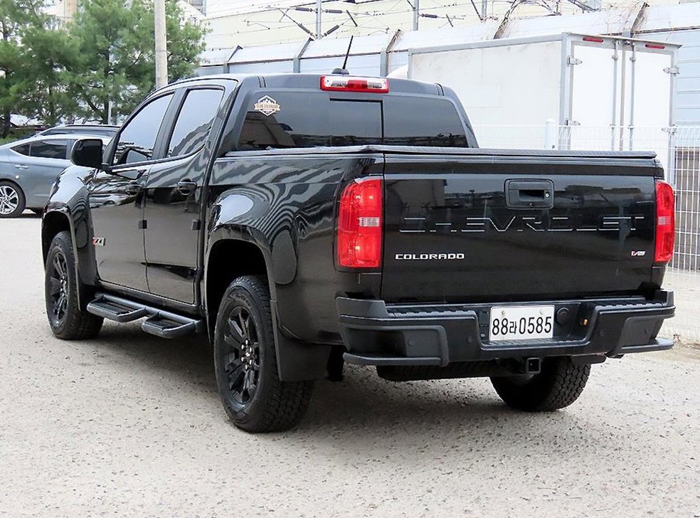 쉐보레 콜로라도 3.6 Z71-X 미드나잇 4WD 사진 3
