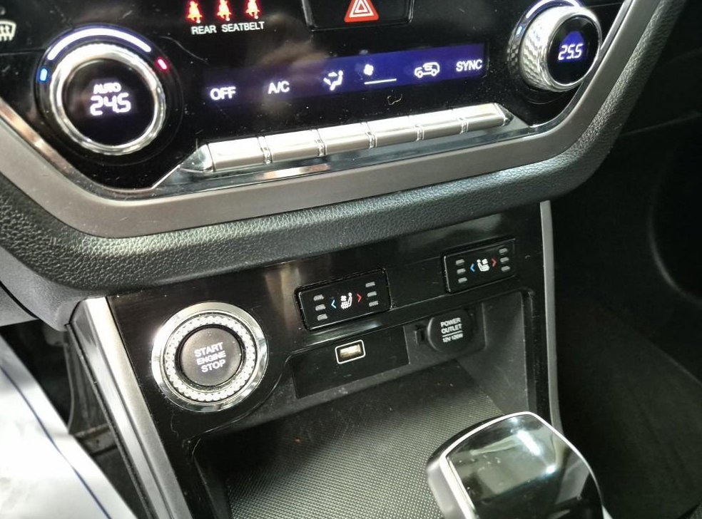 KG모빌리티(쌍용)  코란도 2WD 가솔린 1.5 C5 플러스 사진 17