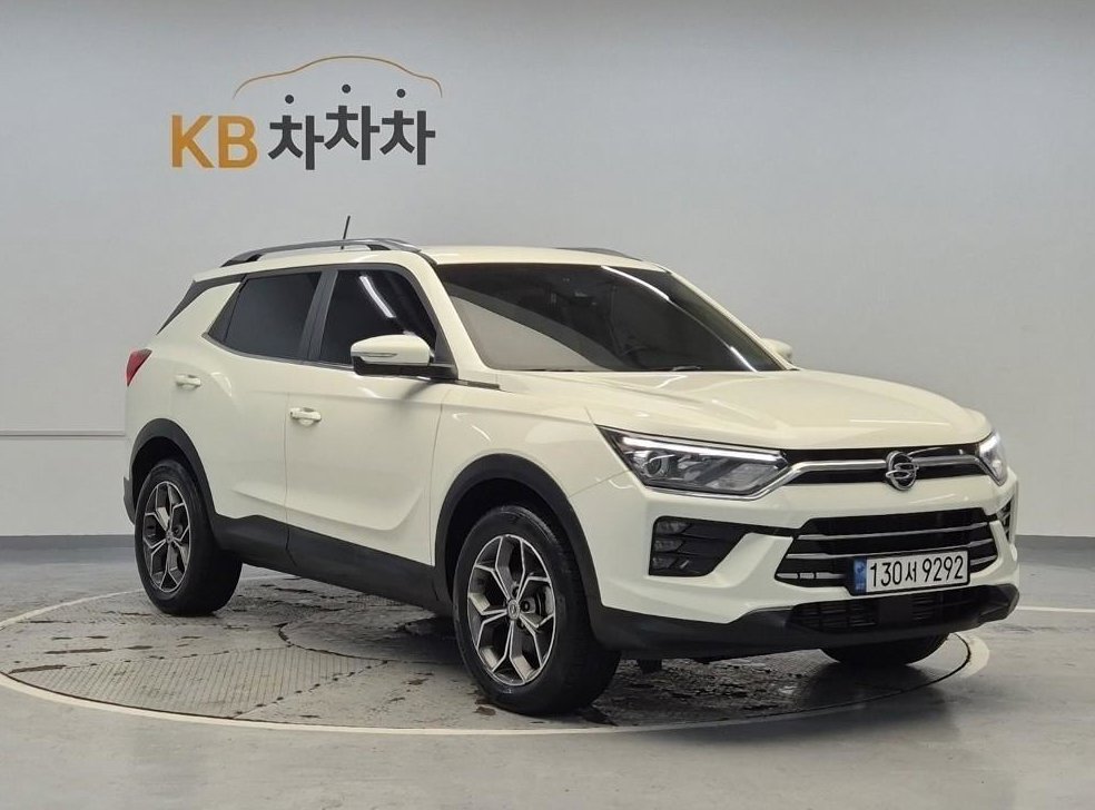 KG모빌리티(쌍용)  코란도 2WD 가솔린 1.5 C5 플러스 사진 4