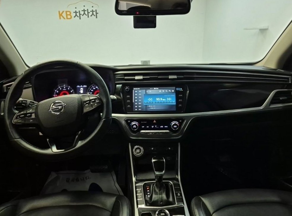 KG모빌리티(쌍용)  코란도 2WD 가솔린 1.5 C5 플러스 사진 6