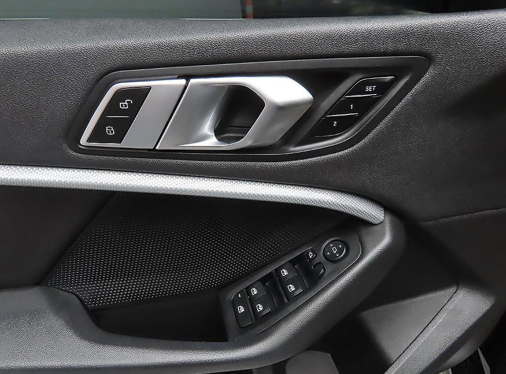 BMW 2시리즈 220i 어드밴티지 사진 11