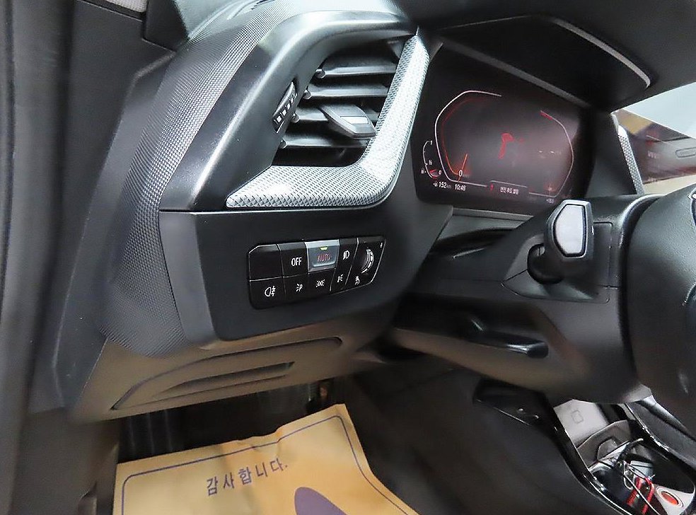BMW 2시리즈 220i 어드밴티지 사진 12