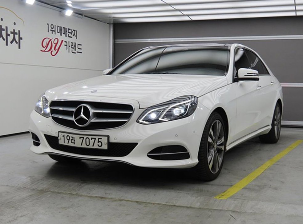 벤츠 E 클래스 E300 4MATIC 아방가르드
