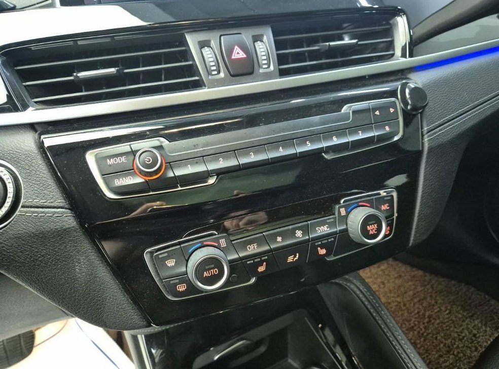 BMW X2 xDrive 20i 어드벤티지 사진 16
