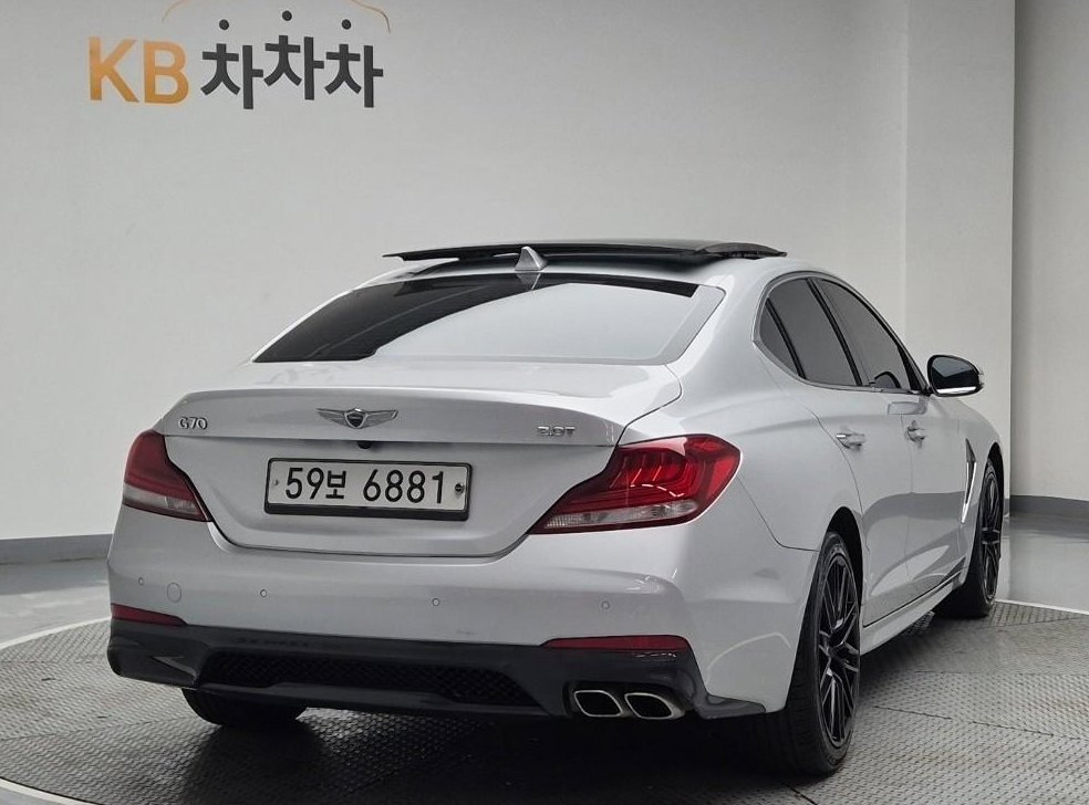 제네시스 G70 2.0T 사진 3