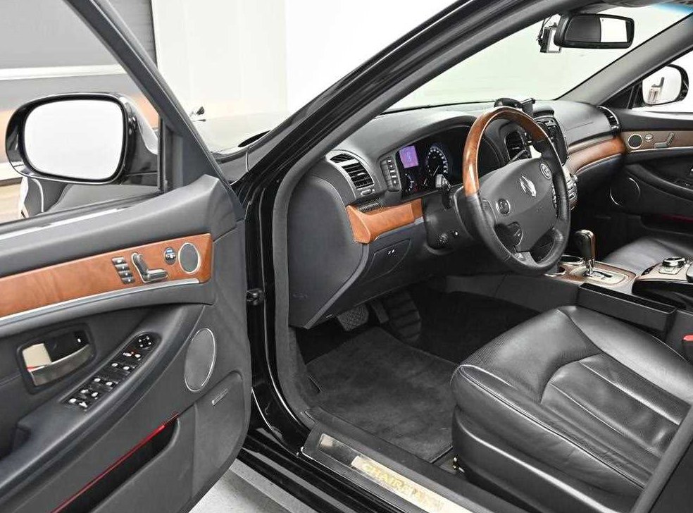 KG모빌리티(쌍용)  체어맨 가솔린 4WD CW600 4TRONIC 사진 11