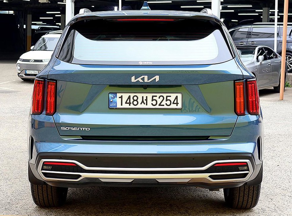 기아 쏘렌토 가솔린 2.5T 2WD 시그니처 사진 3