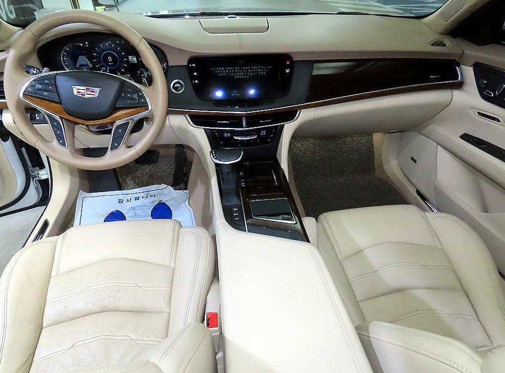 캐딜락 CT6 3.6 플래티넘 AWD 사진 2