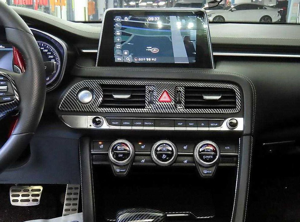 제네시스 G70 2.0T AWD 사진 11