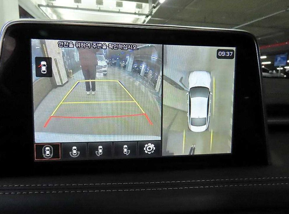 제네시스 G70 2.0T AWD 사진 15