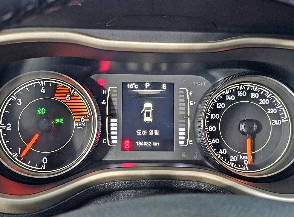 지프 체로키 2.2 디젤 론지튜드 AWD 사진 7