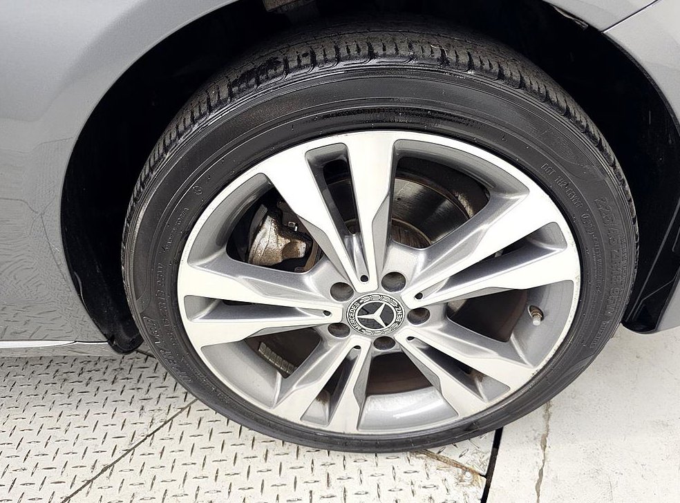 벤츠 C 클래스 C200 아방가르드 사진 20