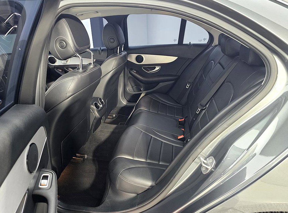 벤츠 C 클래스 C200 아방가르드 사진 9