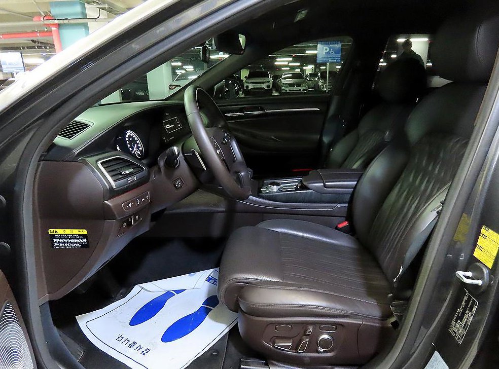 제네시스 G90 3.3 T AWD 사진 6