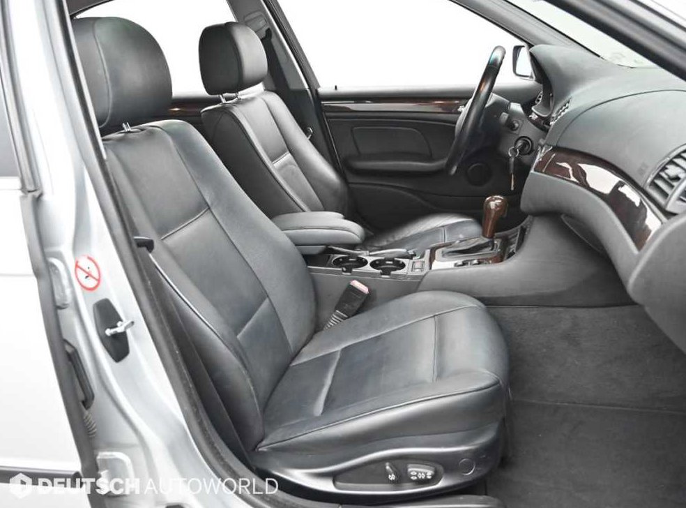 BMW 3시리즈 325I 세단 사진 10