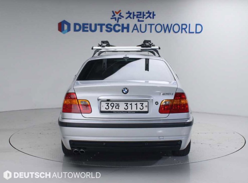 BMW 3시리즈 325I 세단 사진 4
