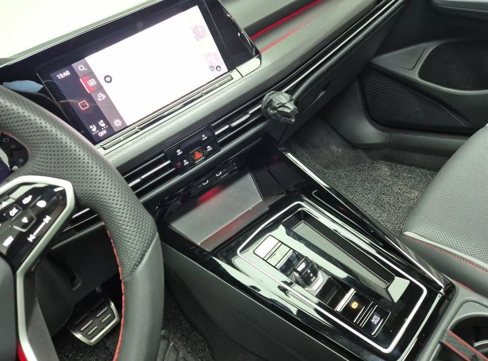 폭스바겐 골프 2.0 GTI 사진 17