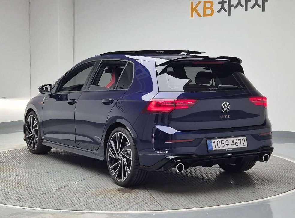 폭스바겐 골프 2.0 GTI 사진 2