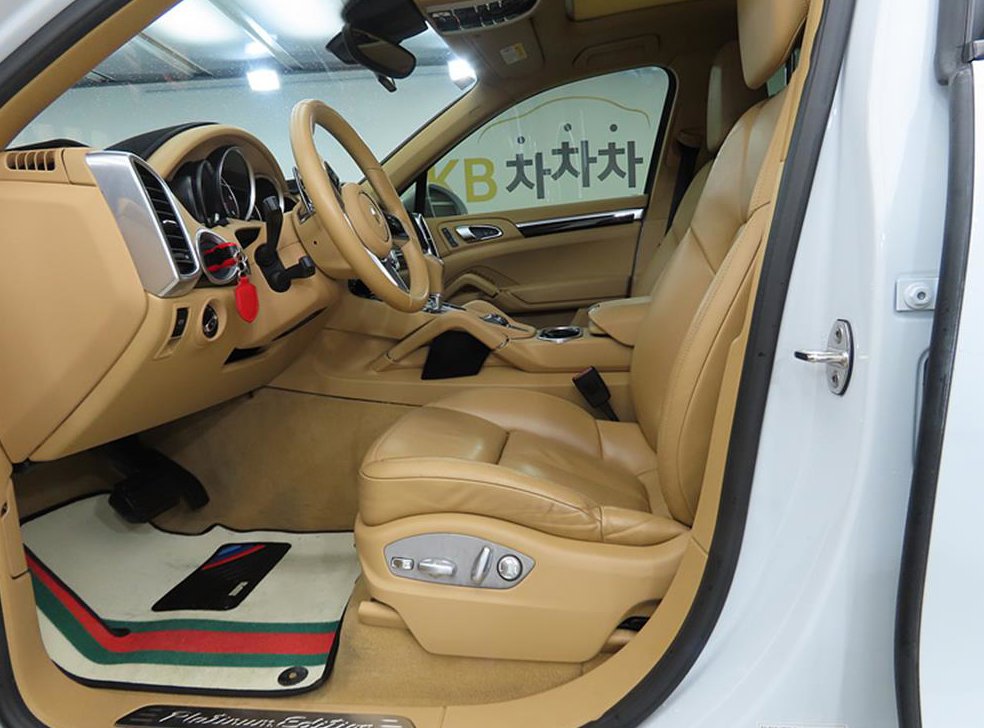 포르쉐 카이엔 3.0 디젤 플래티넘 에디션 사진 5
