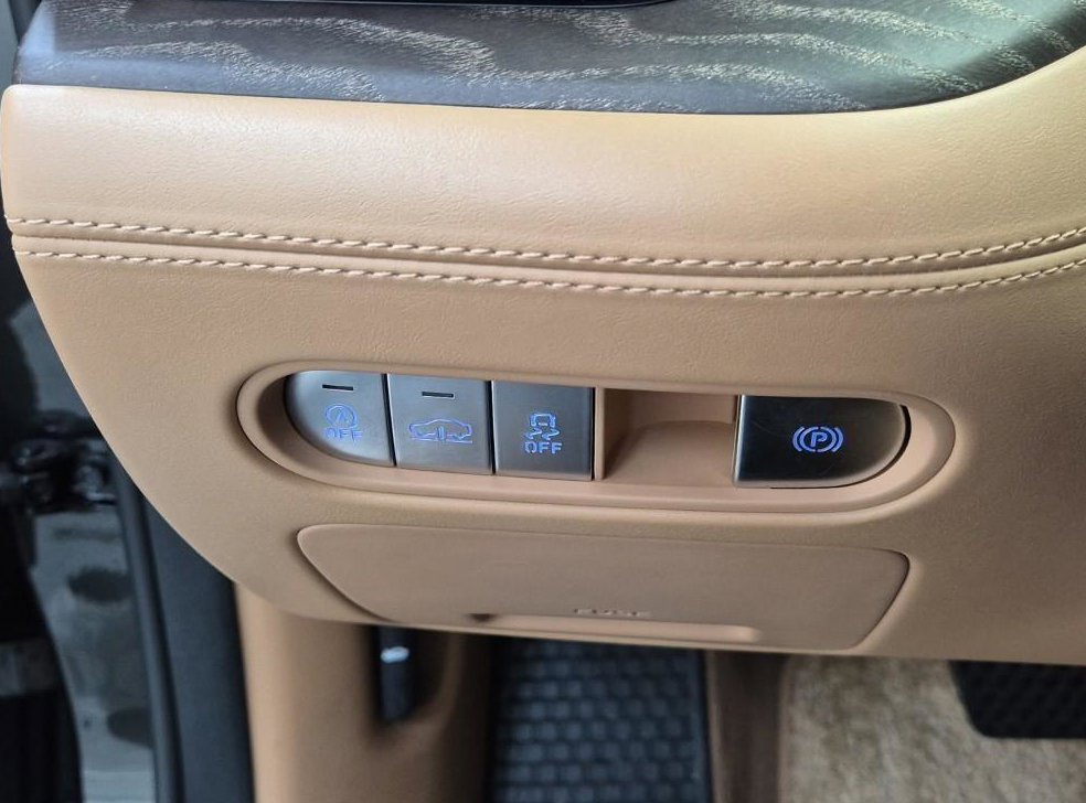 제네시스 G90 3.5T GDI AWD 사진 17