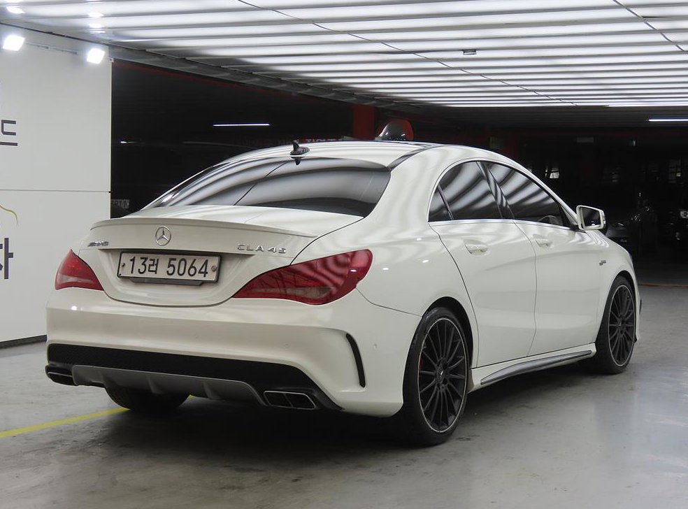 벤츠 CLA 클래스 CLA 45 AMG 4MATIC 사진 4