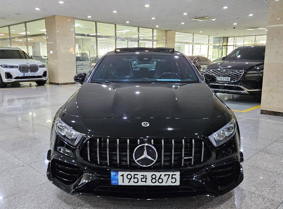 벤츠 A 클래스 AMG A45 4MATIC+ 해치백 사진 2