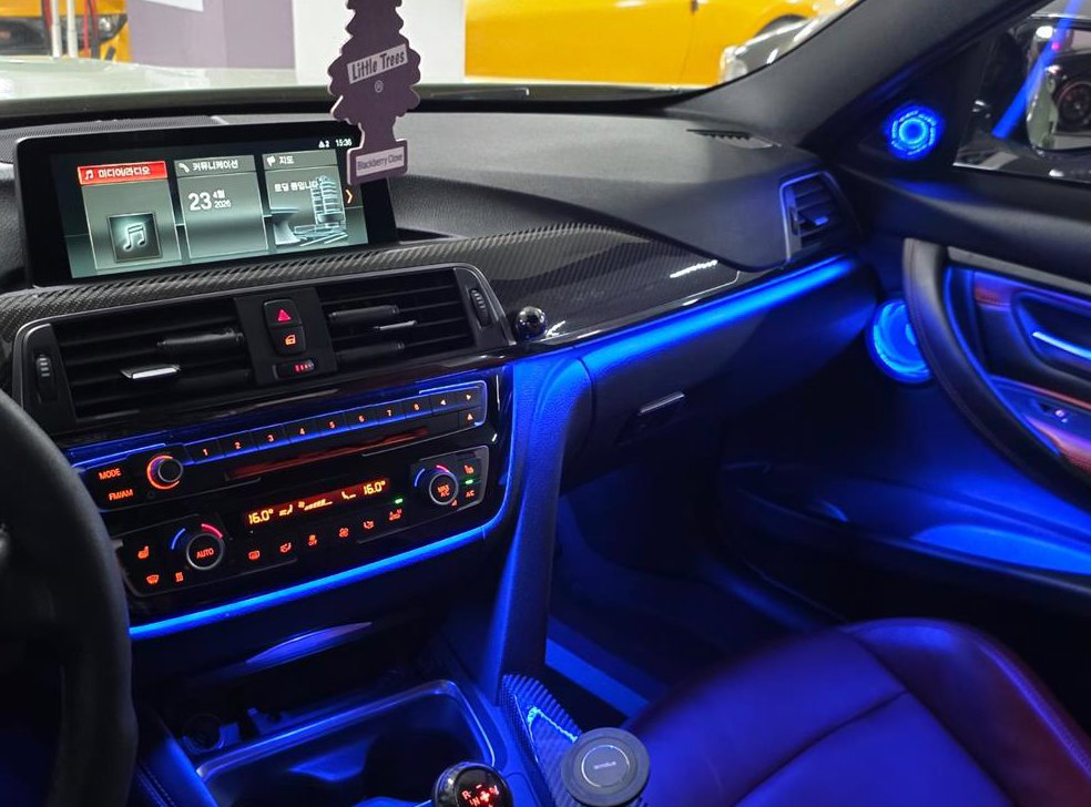 BMW 3시리즈 M3 세단 컴패티션 사진 13