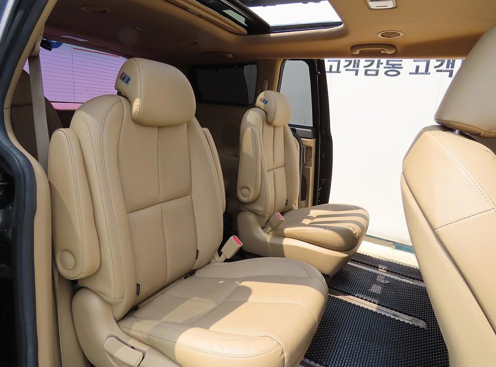 기아 카니발 디젤 9인승 노블레스 사진 10