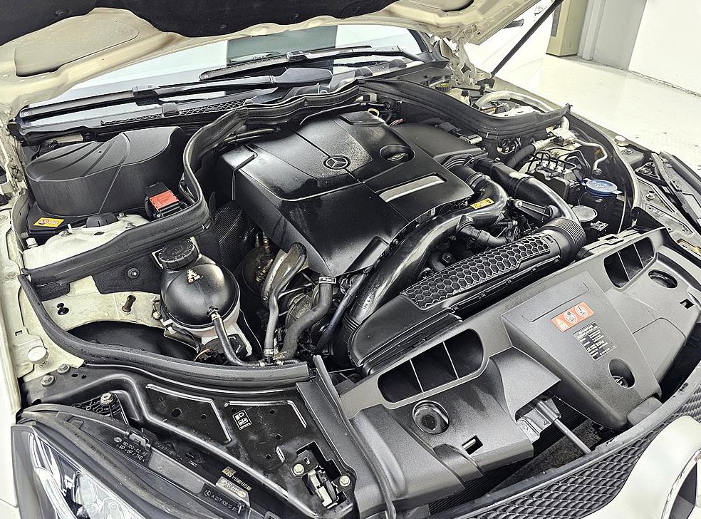 벤츠 E 클래스 E200 쿠페 사진 6