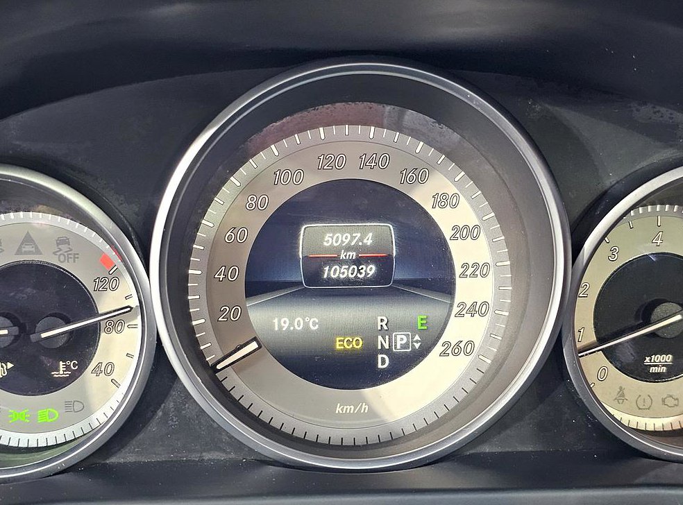 벤츠 E 클래스 E200 쿠페 사진 7