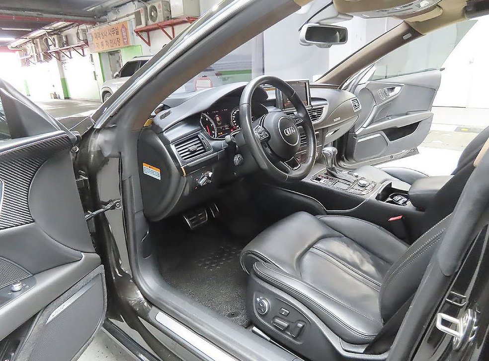 아우디 A7 3.0 TFSI 콰트로 프레스티지 사진 13