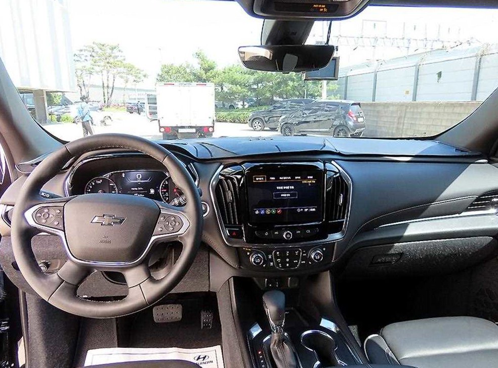 쉐보레 트래버스 3.6 AWD 레드라인 사진 8