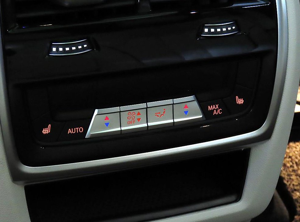 BMW X5 xDrive 40d M 스포츠 온라인 익스클루시브 사진 14