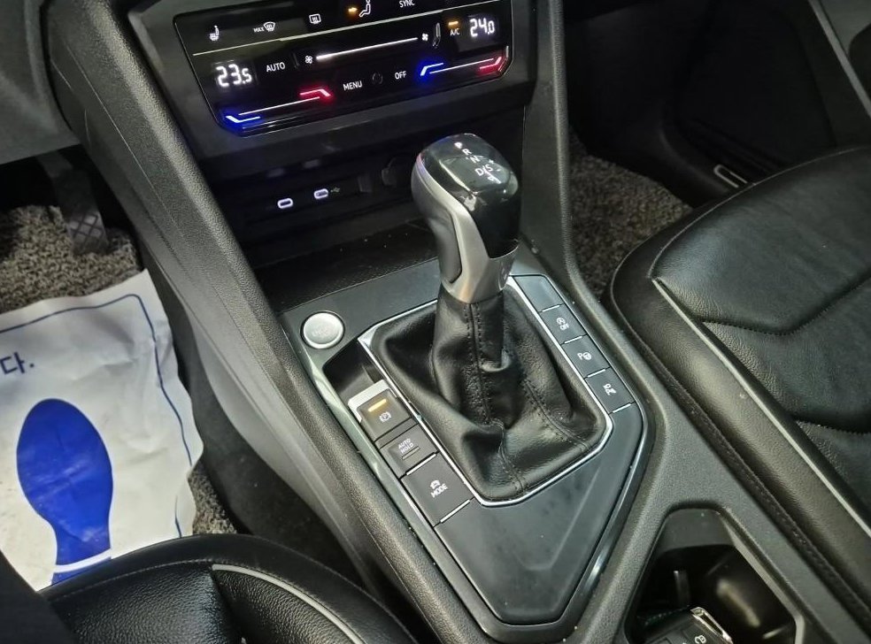폭스바겐 티구안 2.0 TDI 프레스티지 사진 11