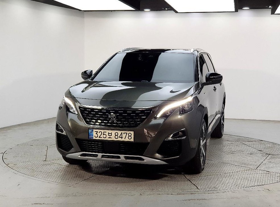 푸조 5008 1.5 BlueHDi GT Line 사진 2