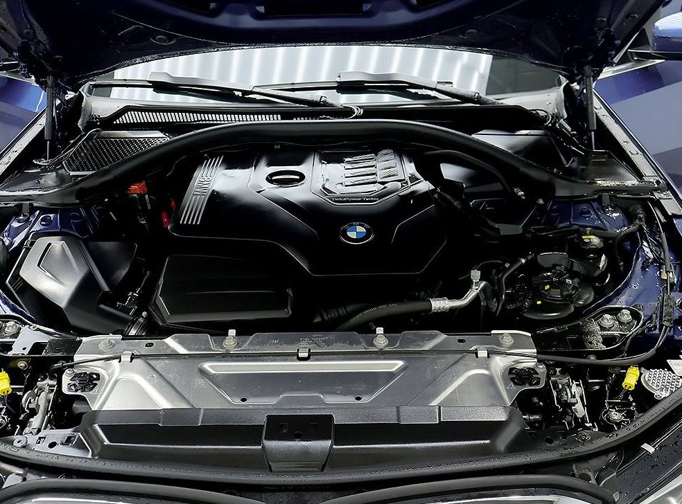 BMW 3시리즈 320i M 스포츠 사진 7