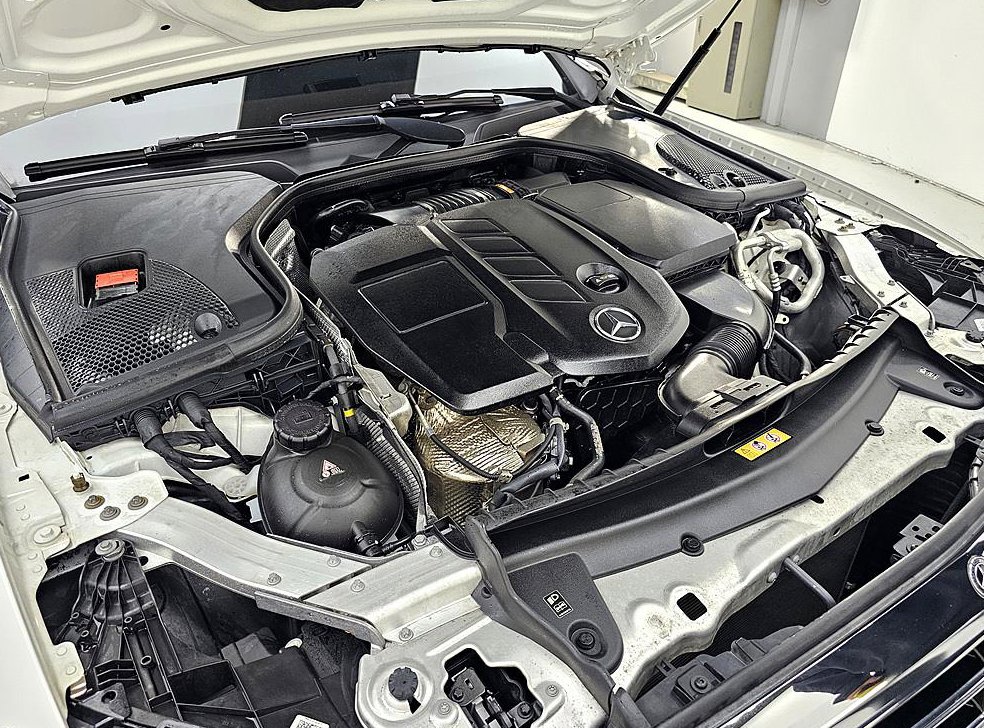벤츠 E 클래스 E220d 익스클루시브 사진 6