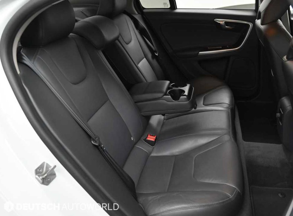 볼보 S60 D3 사진 12