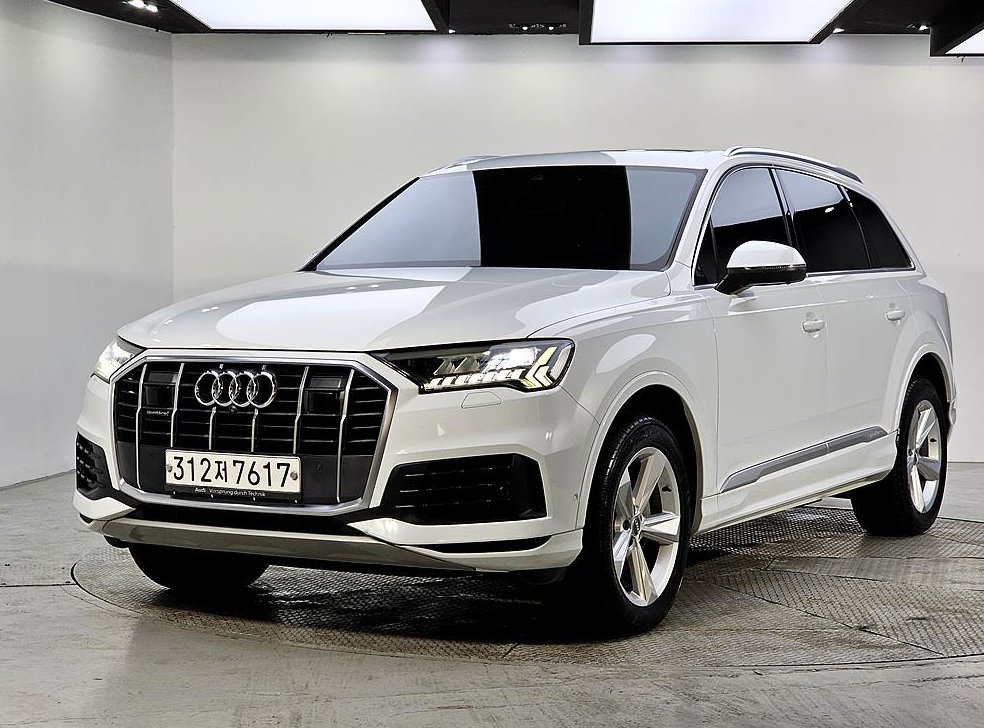 아우디 Q7 45 TDI 콰트로