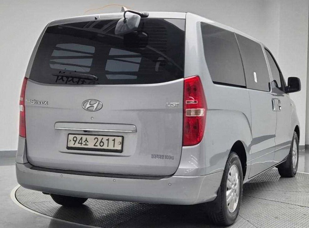 현대 스타렉스 2WD 밴 3인승 사진 3