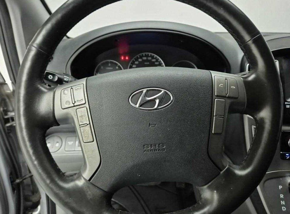 현대 스타렉스 2WD 밴 3인승 사진 9